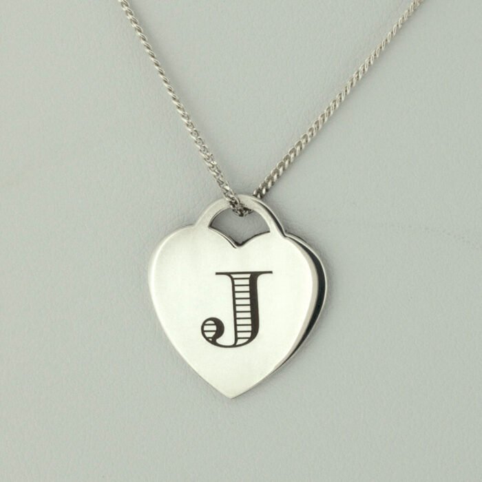 Personalised heart pendant