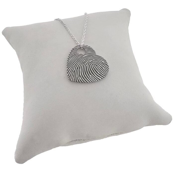 Silver Heart Cut Out Pendant - Image 2